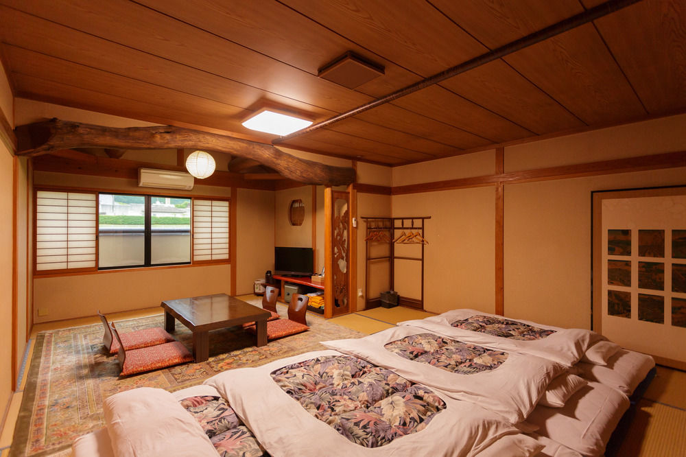 Yufuin Ryokan Nogiku Bagian luar foto