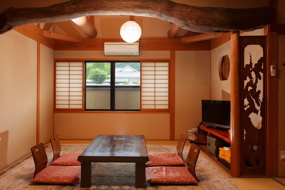 Yufuin Ryokan Nogiku Bagian luar foto